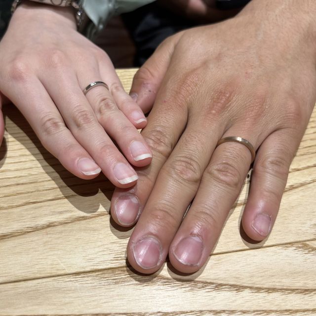 【出雲結(いずもゆい)の口コミ】 バケットカットのダイヤがシンプルなだけではなく、光に当たると輝きが増…