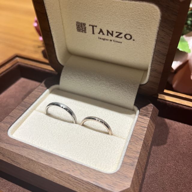 【TANZO.(鍛造指輪)の口コミ】 自分たちオリジナルで、金属も選べ、デザインも選べるので唯一無二の指輪…