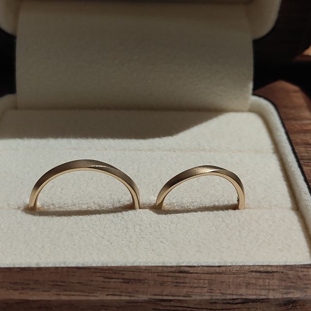 【TANZO.(鍛造指輪)の口コミ】 鍛造加工で作成しているので、壊れにくいという点が最大の魅力です。
また…