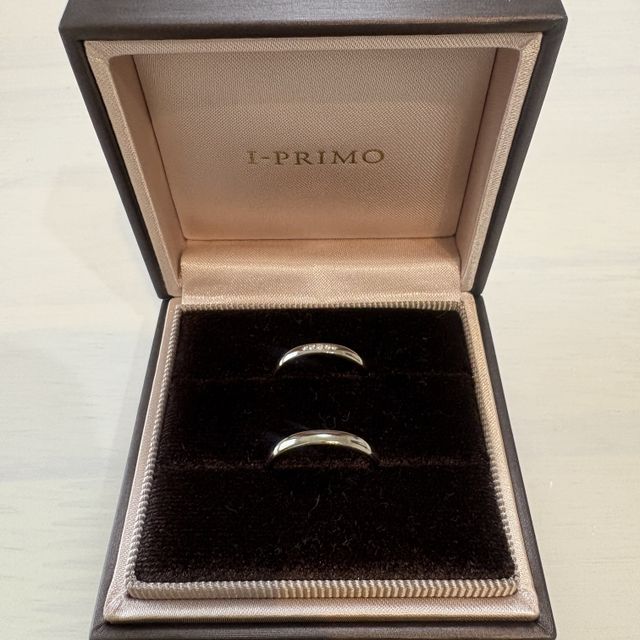 【アイプリモ(I-PRIMO)の口コミ】 シンプルなデザインの指輪を探していたところ、アイプリモさんのユノーを…