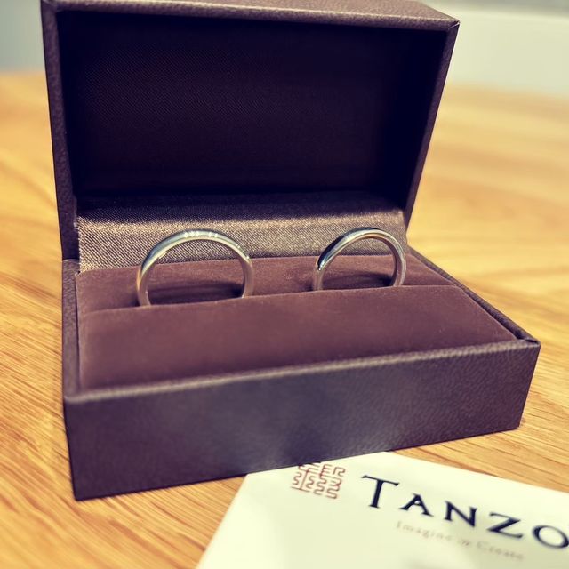 【TANZO.(鍛造指輪)の口コミ】 フルオーダーのデザインがおすすめです。
他ブランドの指輪を検討したので…