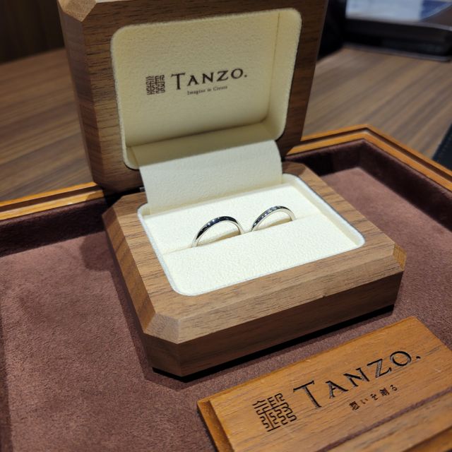 【TANZO.(鍛造指輪)の口コミ】 あらかじめ決められた中から選ぶのではなく、材質や形、ワンポイント加工…