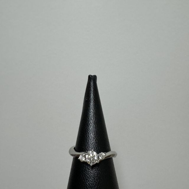 【銀座ダイヤモンドシライシの口コミ】 長く使えるかつ少し豪華な感じがあるデザインがよかったのでぴったりでし…