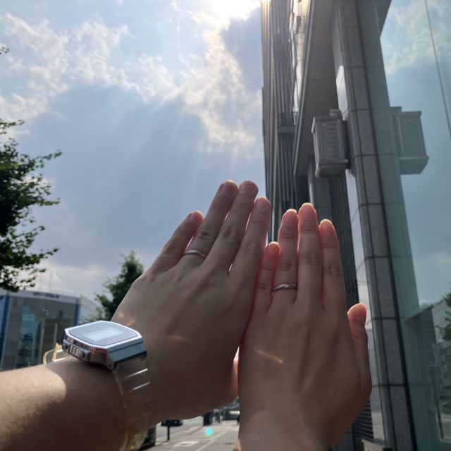 【銀座ダイヤモンドシライシの口コミ】 デザインがとにかく可愛くて気に入っています！どの角度から見ても違う良…