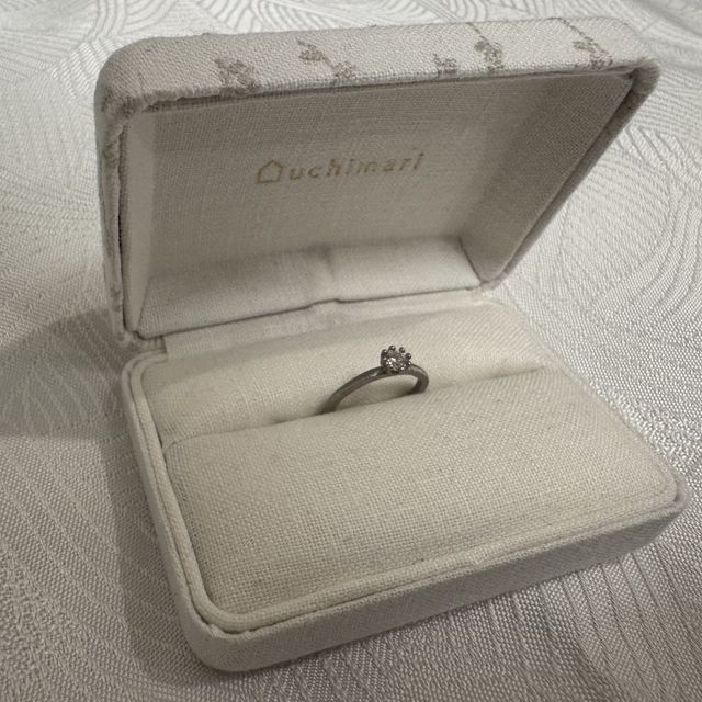 【uchimari(ウチマリ)の口コミ】 形・素材・ダイヤモンドの爪など、いろいろなオプションから好きなデザイ…