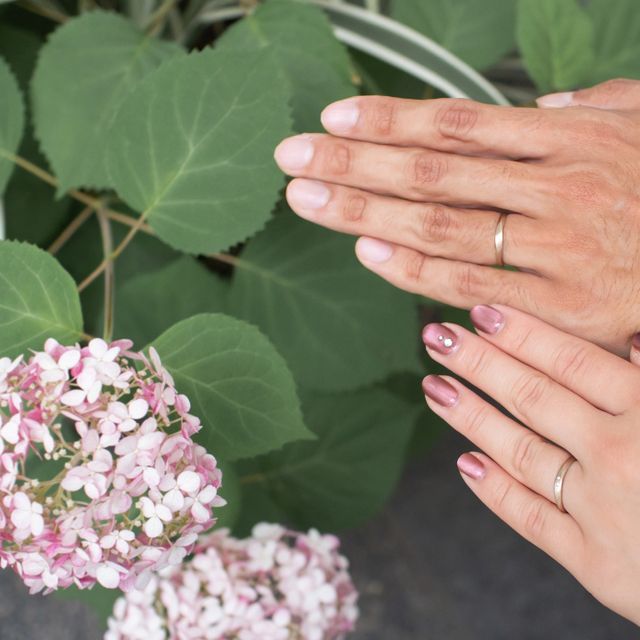 【Cayof(カヨフ)の口コミ】 細身で捻れているデザインがいいなと思っており、
いろんな試作をもとにお…