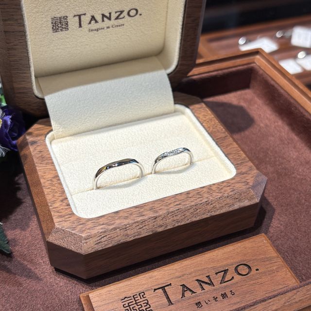 【TANZO.(鍛造指輪)の口コミ】 とにかくデザインにこだわることができます！彼と私とで好きなタイプが全…