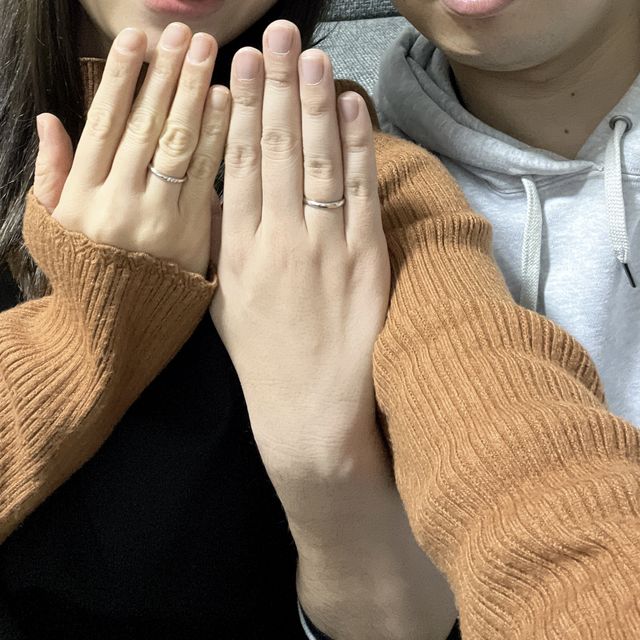 【ティファニー(Tiffany & Co.)の口コミ】 シンプルなデザインで普段からどんな時にも馴染むデザインになってます。
…