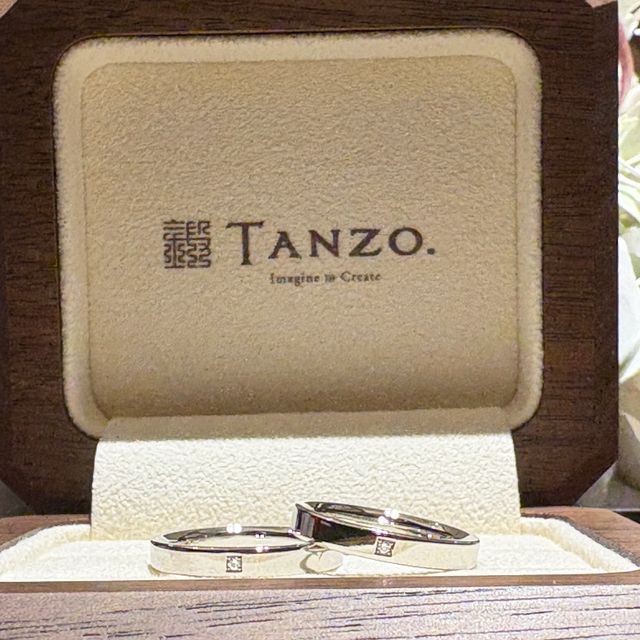 【TANZO.(鍛造指輪)の口コミ】 夫婦ともに同じデザインで、年齢を重ねても末永く身に着けていられるよう…
