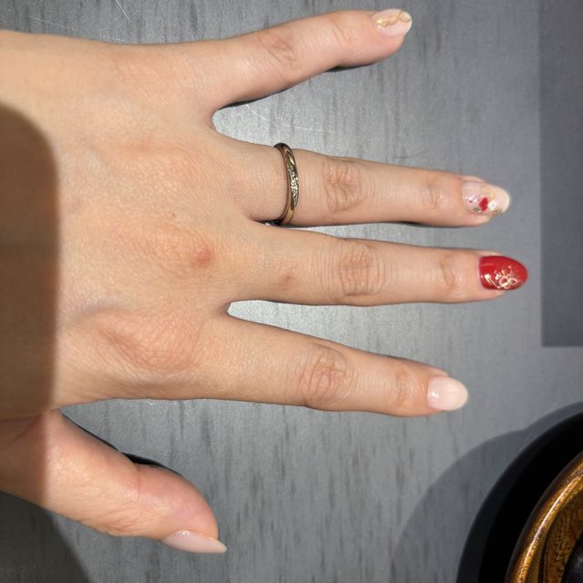 【出雲結(いずもゆい)の口コミ】 シンプルだけど丁寧な作りで、他にないデザインでした。
刻印はイニシャル…