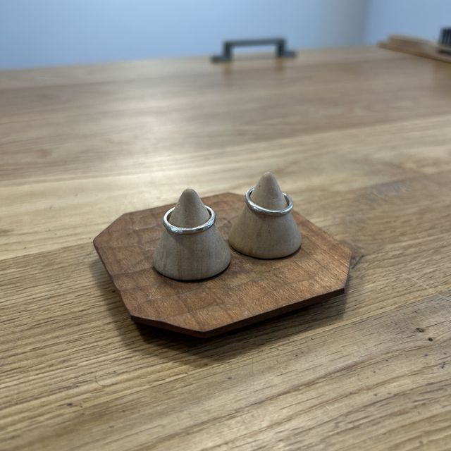 【CRAFY(クラフィ)の口コミ】 好きな素材を選び、お互いが好きなアンティーク柄に仕上げ何年も付けてい…