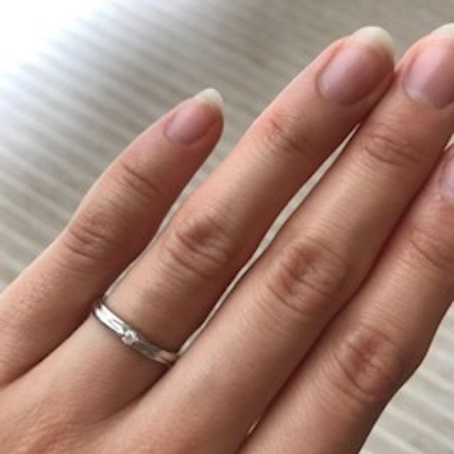 【銀座ダイヤモンドシライシの口コミ】 ネットでかなり調べて目星をつけてからお店に伺ったのですが、やっぱり画…