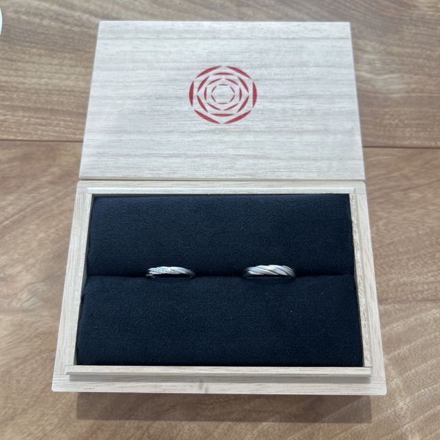 【出雲結(いずもゆい)の口コミ】 日本のブランドということもあり、着け心地がよい。
デザインが他になく、…