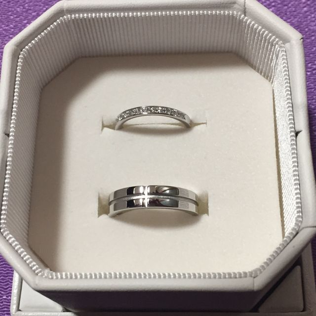 【4℃ BRIDAL(ヨンドシーブライダル)の口コミ】 結婚指輪として、女性用をハーフエタニティ、男性用を太めのリングで探し…