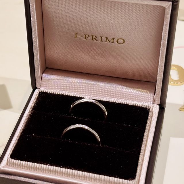 【アイプリモ(I-PRIMO)の口コミ】 やや細身でシンプルだけど2本のラインが入っていておしゃれです。つがいの…