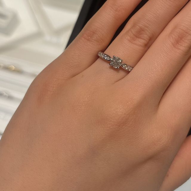 【ティファニー(Tiffany & Co.)の口コミ】 見るつもりなかったのですが、フラっとみてみたらかわいいデザインが多か…