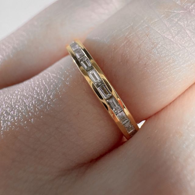 【ENUOVE(イノーヴェ)の口コミ】 素材はシルバーや18K等何種類からか選ぶことができます。私は18Kを選びま…