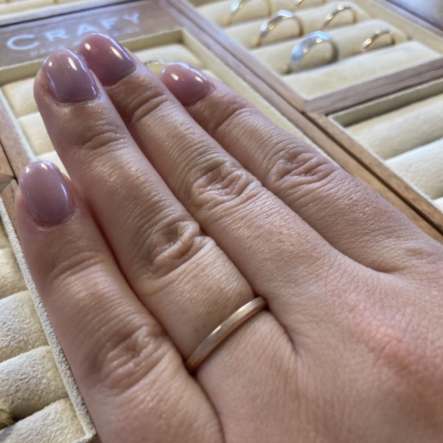 【CRAFY(クラフィ)の口コミ】 自分たちでお互いの指輪をハンドメイドで作りました。ヘアライン加工をか…