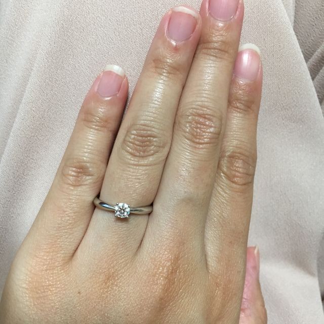 【VANillA(ヴァニラ)の口コミ】 お店で実物を見る前にインターネットで見てずっと気になっていた指輪でし…