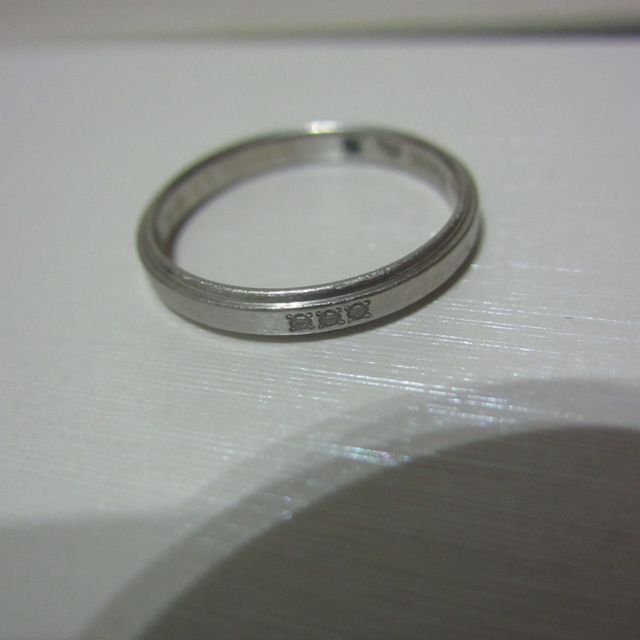 【TAKE-UP(テイクアップ)の口コミ】 リングがマッドタイプで長く使っても劣化が目立たないことと、ダイヤが３…