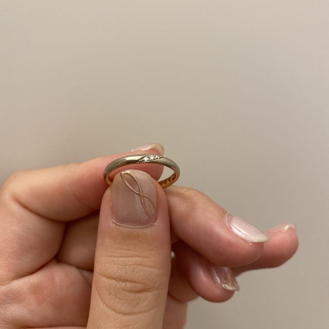 【ケイウノ ブライダル(K.UNO BRIDAL)の口コミ】 たくさんの指輪のデザインがありました。
シンプルなものからハワイアンテ…
