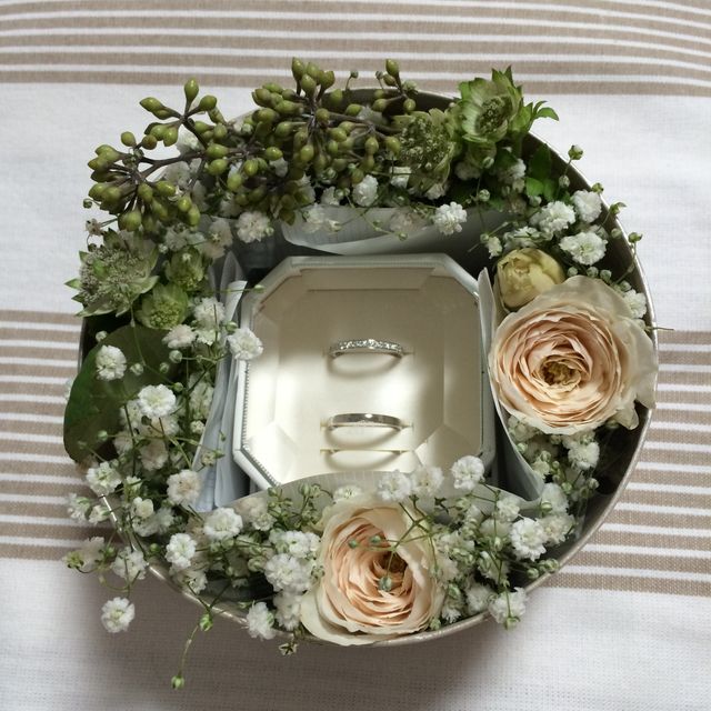 【4℃ BRIDAL(ヨンドシーブライダル)の口コミ】 ダイヤが１つ入ってるものがいいなあと思いながら探し始めました指輪だっ…