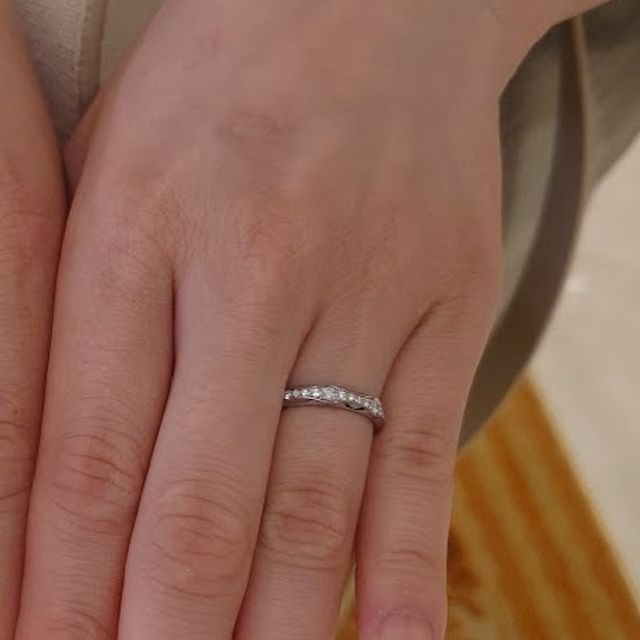 【ブルガリ(BVLGARI)の口コミ】 他ブランドや人と被らないフルエタニティが欲しかったので、そのイメージ…