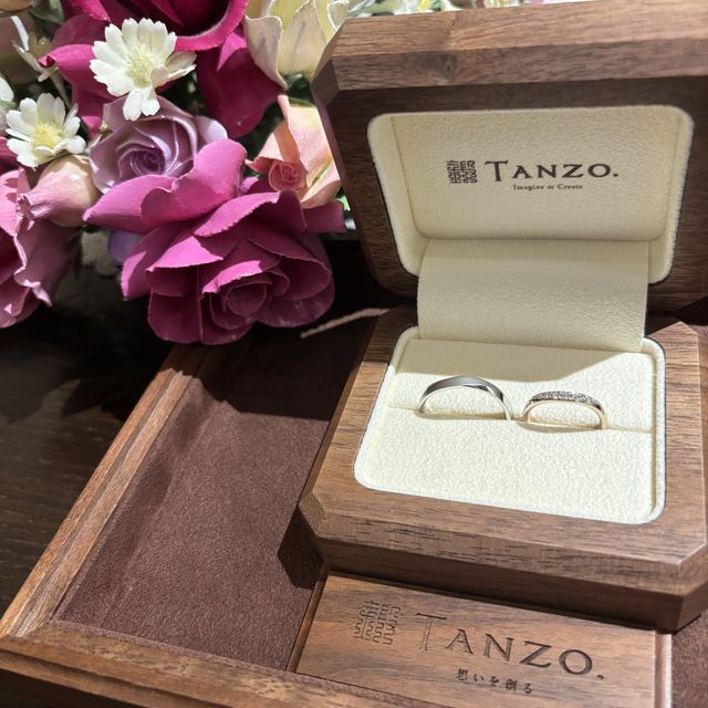 【TANZO.(鍛造指輪)の口コミ】 ゴールドの結婚指輪を検討していて、タンゾウさんはゴールドにも種類がい…
