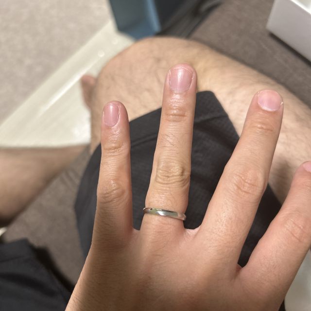 【TOWA(永遠)の口コミ】 デザインがシンプルで普段付けしやすいです。また、できるだけ夫婦で同じ…