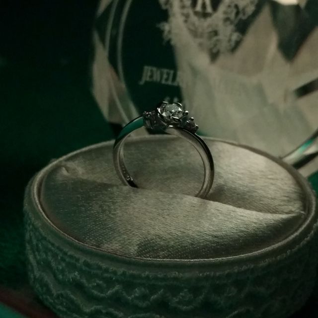 【JEWELRY  KAMATA(ジュエリーかまた)の口コミ】 それに至るまでの丁寧な説明が気に入ったのと、この店員さんなら大丈夫と…