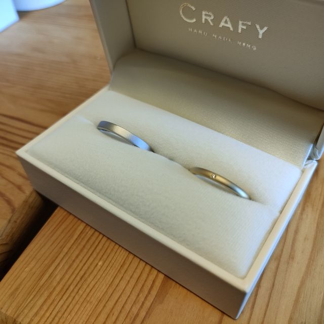 【CRAFY(クラフィ)の口コミ】 シンプルで自分好みのデザインを追求することができた。素材も自由に選択…