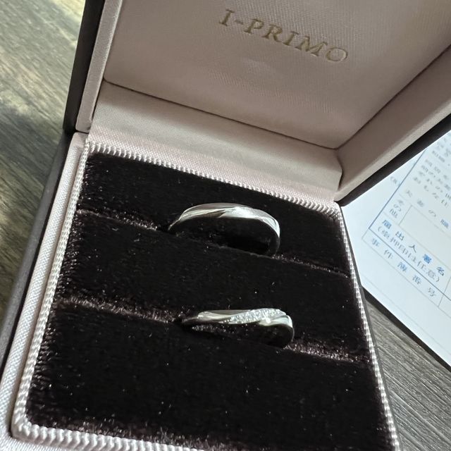 【アイプリモ(I-PRIMO)の口コミ】 結婚指輪は流行り廃りにあまり左右されず、シンプルなデザインである一方…