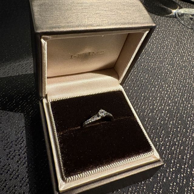 【アイプリモ(I-PRIMO)の口コミ】 結婚指輪は流行り廃りにあまり左右されず、シンプルなデザインである一方…