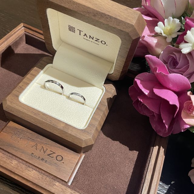 【TANZO.(鍛造指輪)の口コミ】 長く使い続けられる指輪を探していたため、鍛造製法で作られて丈夫である…