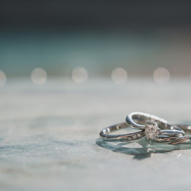 【CRAFY(クラフィ)の口コミ】 シンプルで何年経っても飽きないデザインだと思います。
2人で思いを込め…