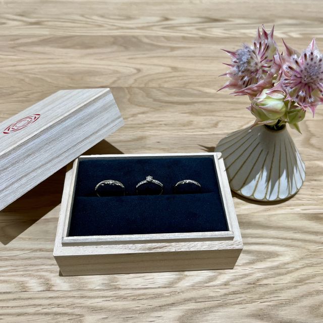 【出雲結(いずもゆい)の口コミ】 斜めに並んだダイヤモンドに惹かれました。風結とまよいましたが、出雲大…