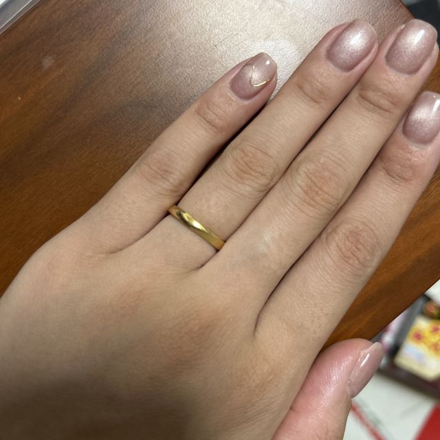 【CRAFY(クラフィ)の口コミ】 2人でデザインを考えて作成し、自分たちに合った指輪が作成できます。
色…