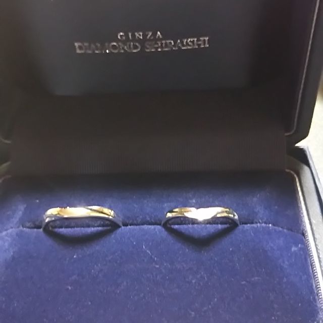 【銀座ダイヤモンドシライシの口コミ】 指が綺麗に見えるデザインで、自分の指に馴染んで、着け心地がいいのと、…