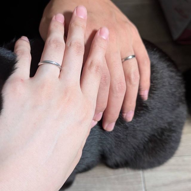 【出雲結(いずもゆい)の口コミ】 デザインがとにかくシンプルで、仕事でも、プライベートでも場所を選ばな…