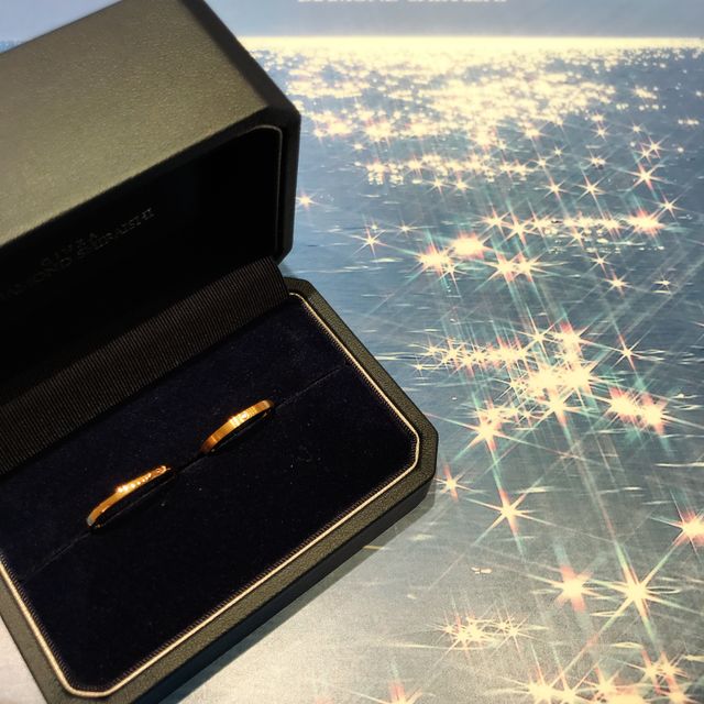 【銀座ダイヤモンドシライシの口コミ】 直感とデザインです。
普段から指輪はつけていない生活だったので、本心で…