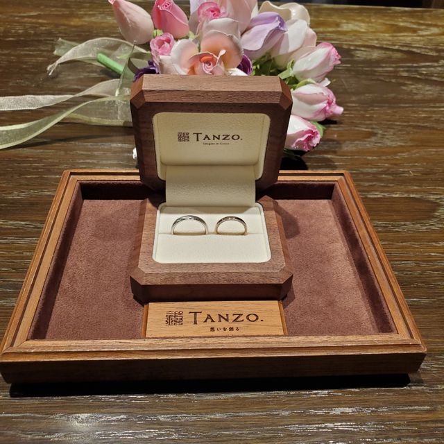 【TANZO.(鍛造指輪)の口コミ】 どうせ作るなら他には無い二人だけのオリジナルが良いなと思い作りました…