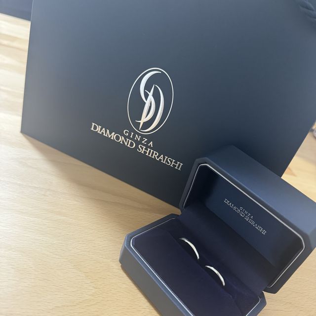 【銀座ダイヤモンドシライシの口コミ】 ウェーブなどより、シンプルで王道なデザインのものにしました。仕上がり…