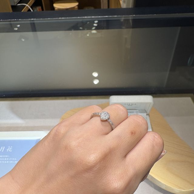 【SIENAROSE(シエナロゼ)の口コミ】 まず価格がリーズナブルなことにとても驚きました。百貨店にあるお店だっ…