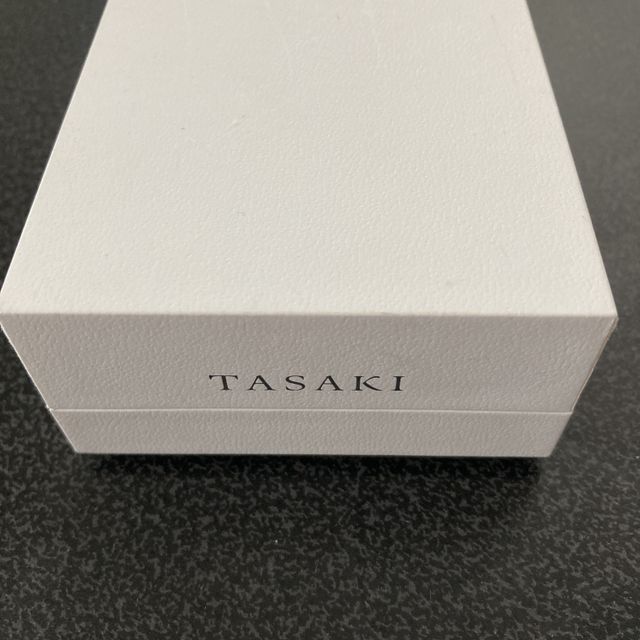 【TASAKI(タサキ)の口コミ】 メンズ用の結婚指輪です。価格は10万円いかないタイプです。女性用の結婚…