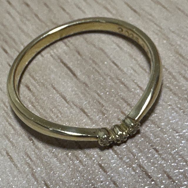 【ひなの口コミ】 婚約指輪ですが、日常的に付けられるように結婚指輪用として作られている…