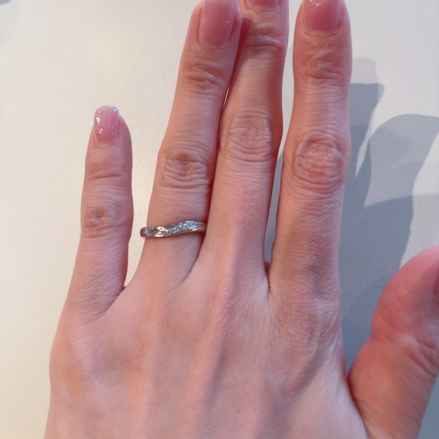 【Katamu(カタム)の口コミ】 様々なブランドさんの指輪を試着しましたが、katamuさんの指輪を試着する…