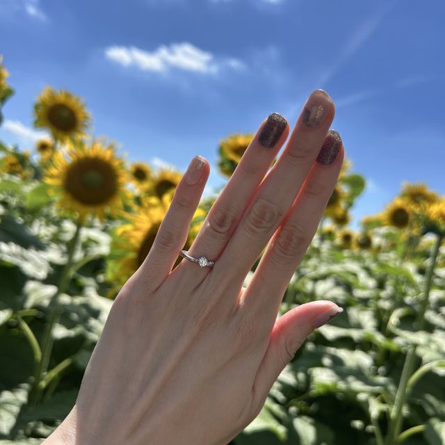 【アイプリモ(I-PRIMO)の口コミ】 今回購入したユリシーズは、婚約指輪と結婚指輪が重ね付けした時にきれい…