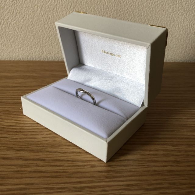 【Mariage ent(マリアージュエント)の口コミ】 シンプルなデザインで飽きがこない。
素材はメンテナンスが楽でアレルギー…