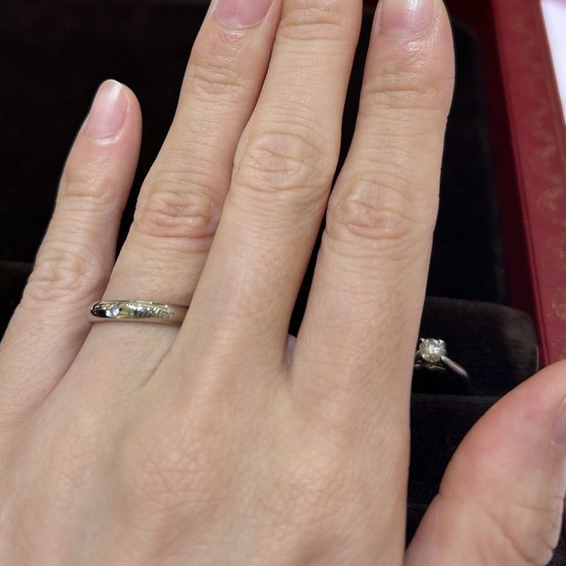 【カルティエ(Cartier)の口コミ】 シンプルながらダイヤモンドが輝いているのが大変気に入りました。ダイヤ…