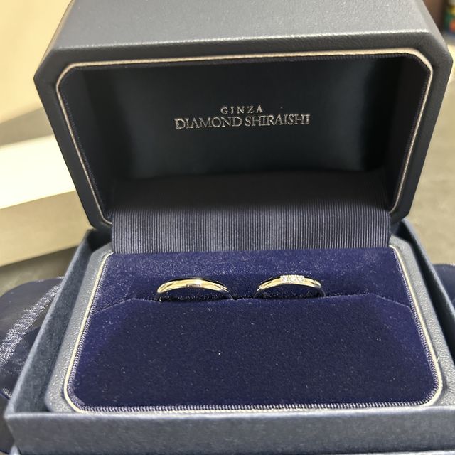【銀座ダイヤモンドシライシの口コミ】 デザインがシンプルなので長年着用できるのと、飽きがこないのがとても素…